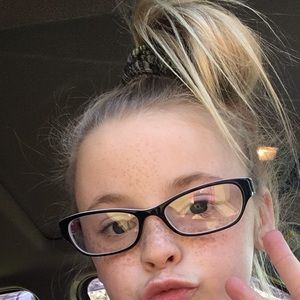 Meet your Posher, Deanna